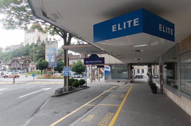 Der Eingang vom Hotel Elite
